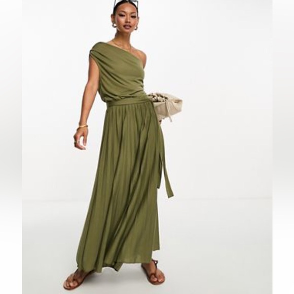 ASOS soft maxi dress with asymmetrical shoulders - Picture 5 of 5
